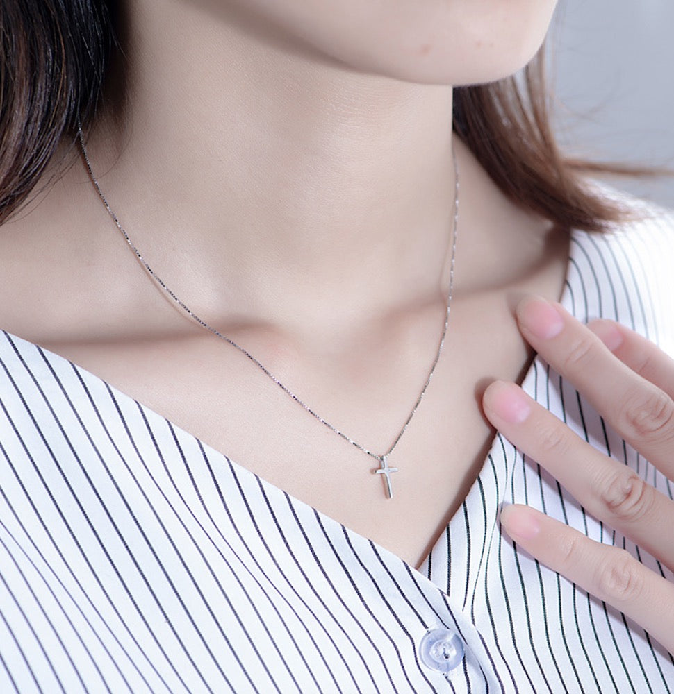 925 Sterling Silver Cross Necklace – Unisex Pendant, 16 Inch Chain